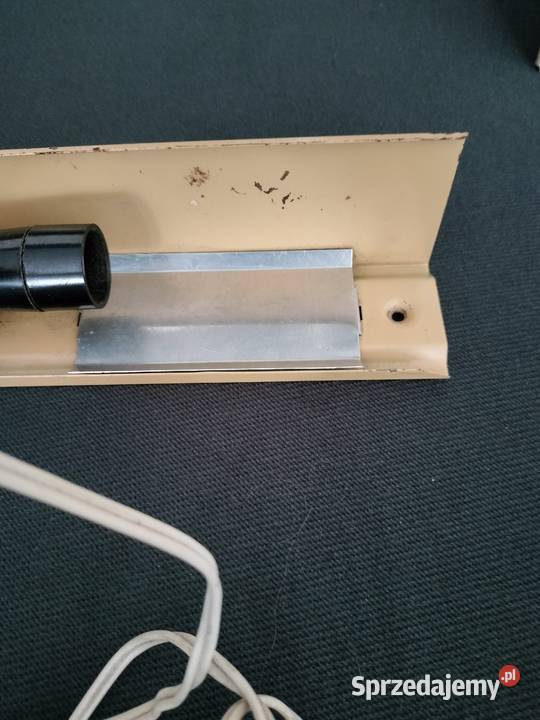 Stara lampka kinkiet pod szafkowa Połam Farel zachodniopomorskie Choszczno