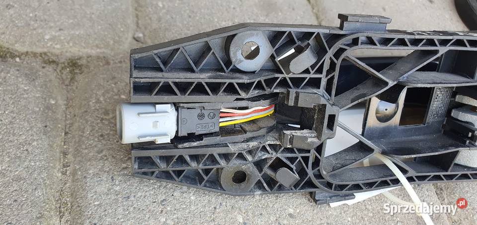 VW TIGUAN 2014r zaślepki dekle przednich lamp Jaworzno sprzedam