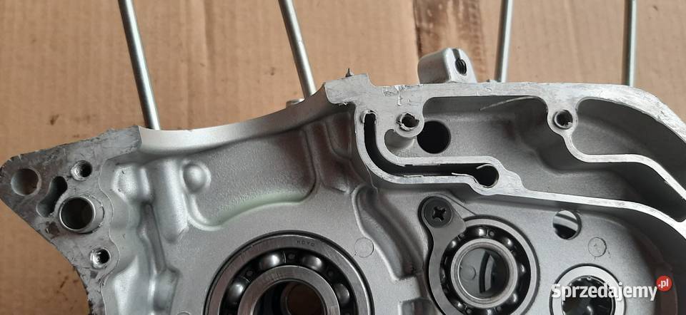 Suzuki GN 125 kartery połówki silnika Silniki i osprzęt mazowieckie Warszawa