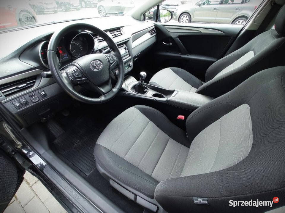 Toyota Avensis 2017r Salon Polska NISKI PRZEBIEG Kraków