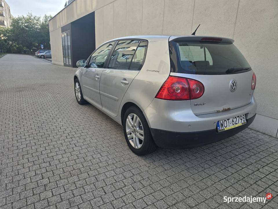 Volkswagen Golf 16 16V gniazdo AUX Otwock