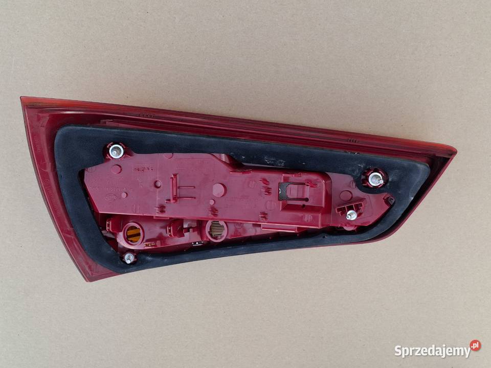 AUDI A1 8X0 LAMPA PRAWY TYŁ PRAWA TYLNA ORYGINAŁ Motoryzacja Bieleń