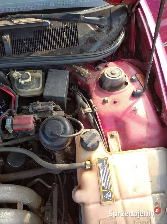 Alfa 146 16 boxerwszystkie części Poznań sprzedam