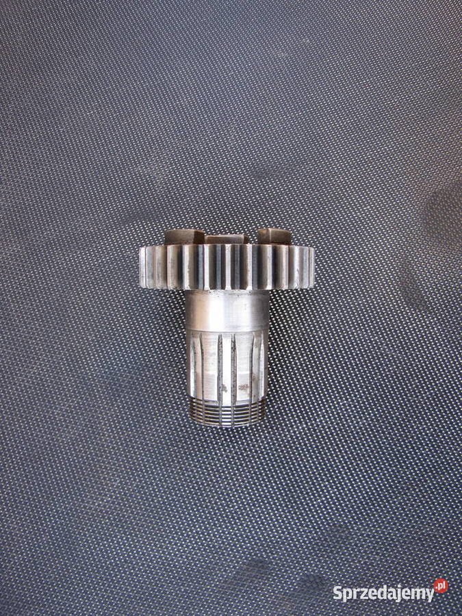 Junak M10 M07 wałek zdawczy