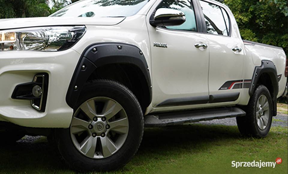 Poszerzenia Nadkola Błotnik Toyota HILUX Nadkola Pasłęk