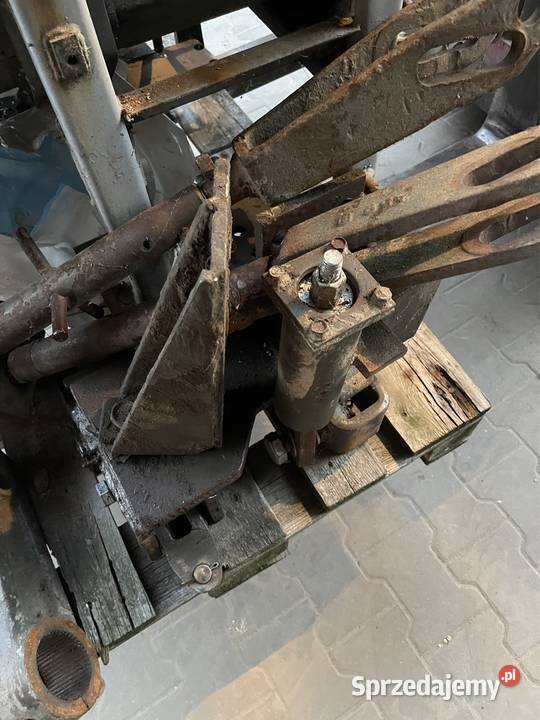 Mocowania cięgna zawiesia Tuz FORTSCHRITT 323 sprzedam