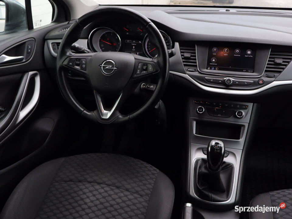 Opel Astra 15 CDTI