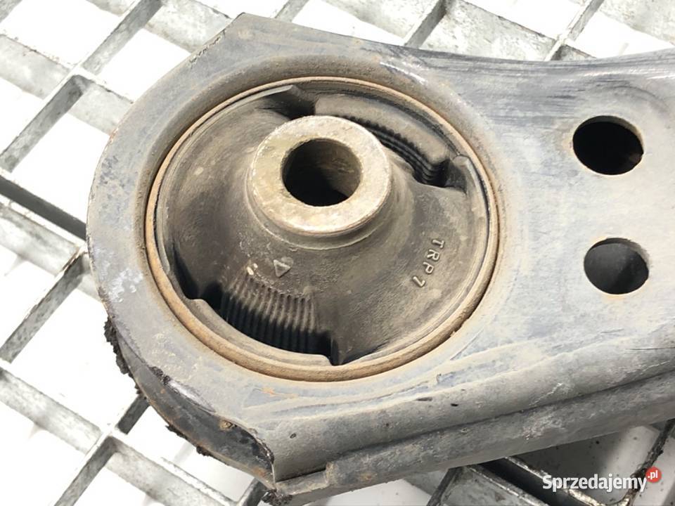 WAHACZ PRAWY PRZÓD TOYOTA CHR Hatchback PRZEDNI