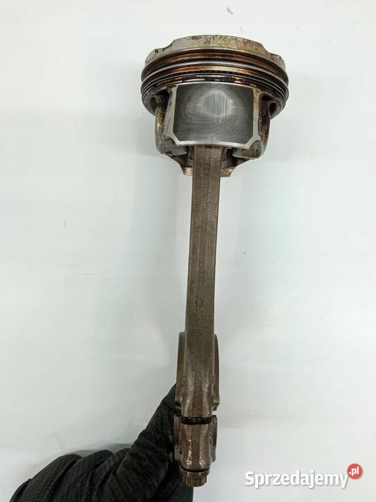 TŁOK KORBOWÓD 105EQ 74472 15 TSI Skoda Octavia świętokrzyskie