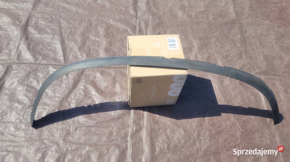 RENAULT MEGANE 3 III SPOILER DOKŁADKA GUMA HOKEJ Ruda Śląska sprzedam