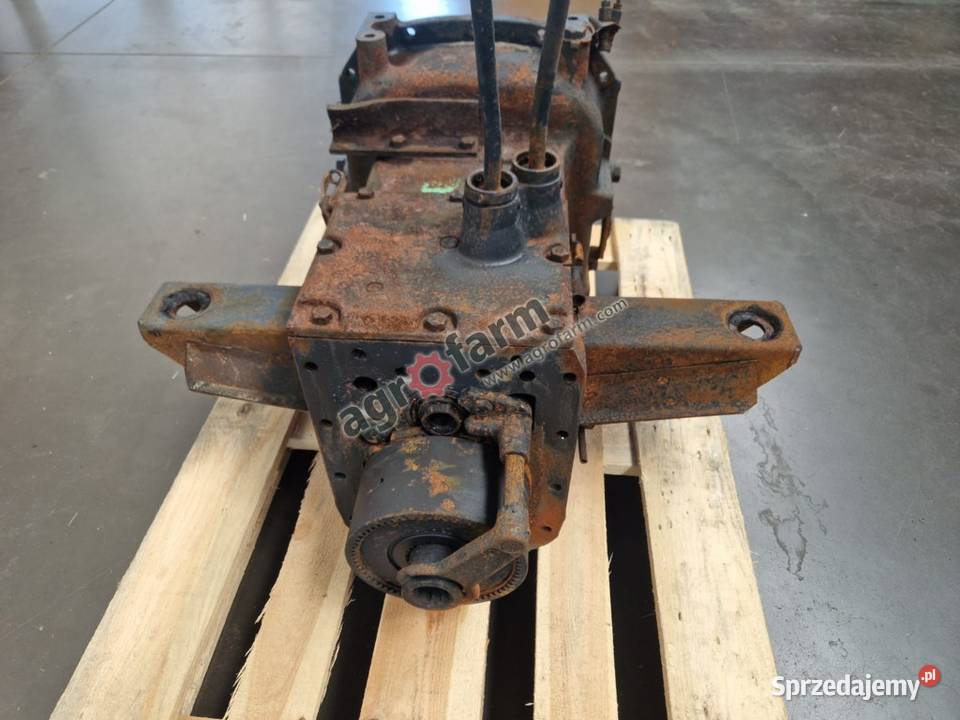 Skrzynia biegów Fiat 680 DT 5104711 Byków