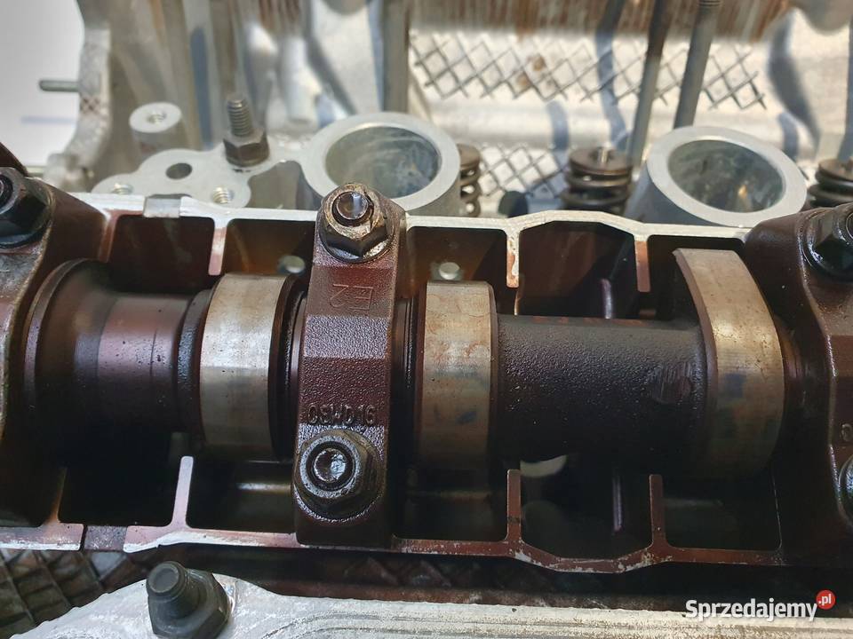 GŁOWICA CYLINDRÓW BMW E39 E46 22 i 1436812 Głowice cylindrów Głowice cylindrów sprzedam