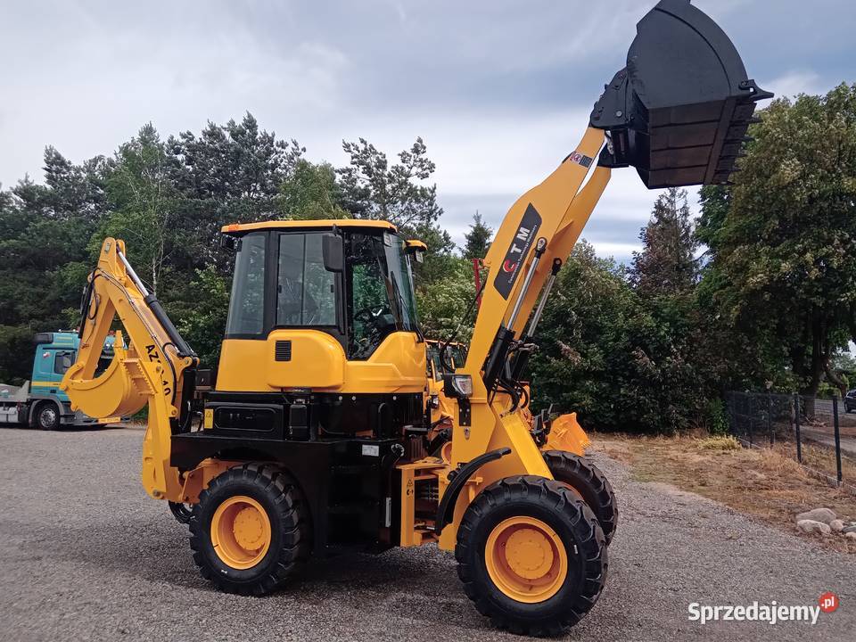 Nowa koparkoładowarka CTM 106 koparko ładowarka Parczew