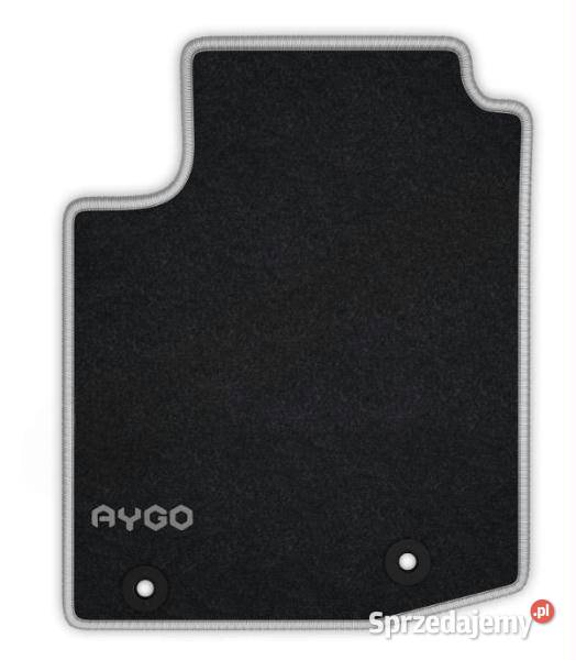 TOYOTA Aygo Oryginalne dywaniki welurowe komplet Kąty Wrocławskie sprzedam