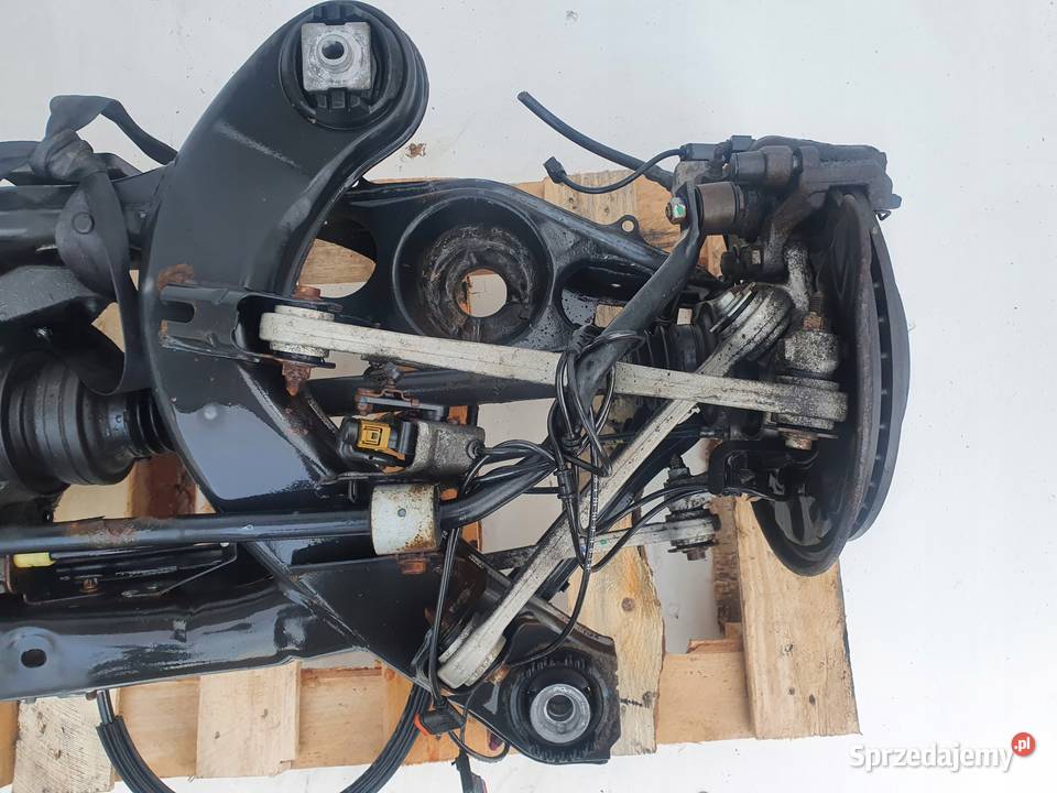 Mercedes W207 30 V6 CDI TYLNE ZAWIESZENIE TYŁ osobowe lubelskie Rudka sprzedam