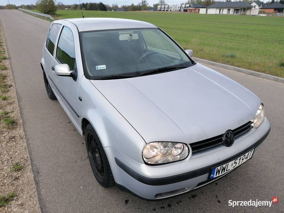 Volkswagen Golf IV zamienię na busa CD Golf Samochody osobowe Radom