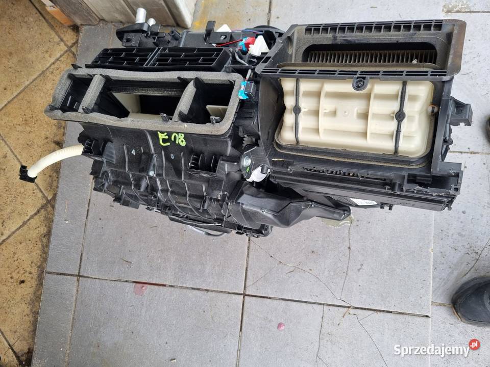NAGRZEWNICA KLIMA TOYOTA AURIS II E18 8701002W00 wielkopolskie