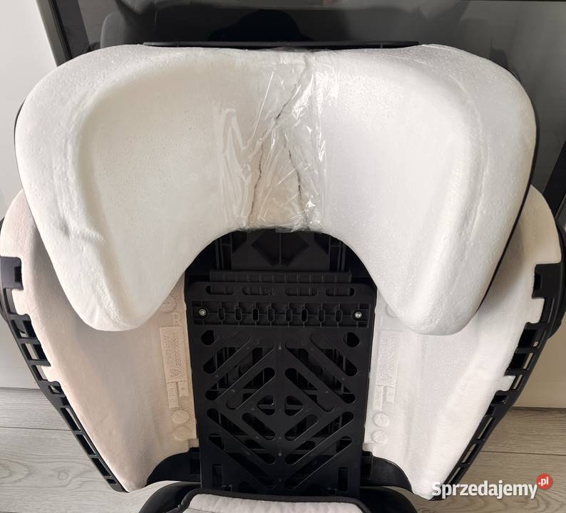 Fotelik Samochodowy Britax Romer Kidfix III M Mierzyn sprzedam