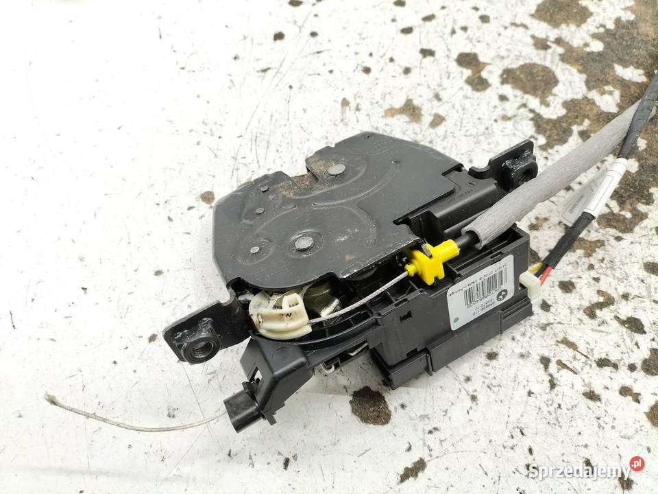 ZAMEK KLAPY BAGAŻNIKA DOCIĄG KOMBI LIFT 966929 sprzedam