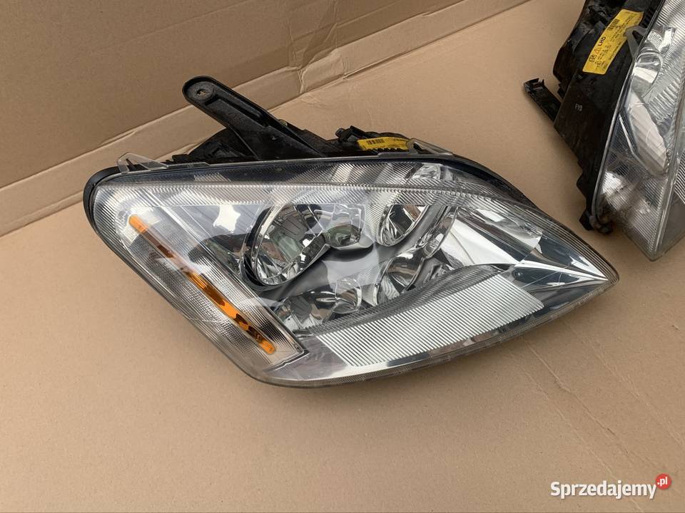 Reflektor lampa przód lewa prawa ford c Szczecin