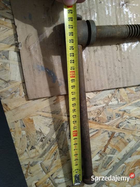 Gwint trapezowy fi 20 do imadła z nakretką Kielce