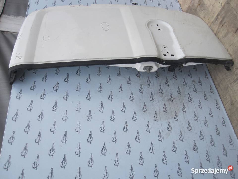 OPEL COMBO D 16r drzwi prawe tył