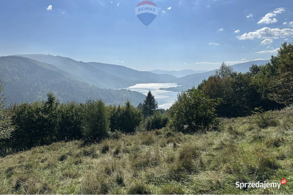 Widok na góry i jezioro międzybrodzkie i 0m Międzybrodzie Bialskie