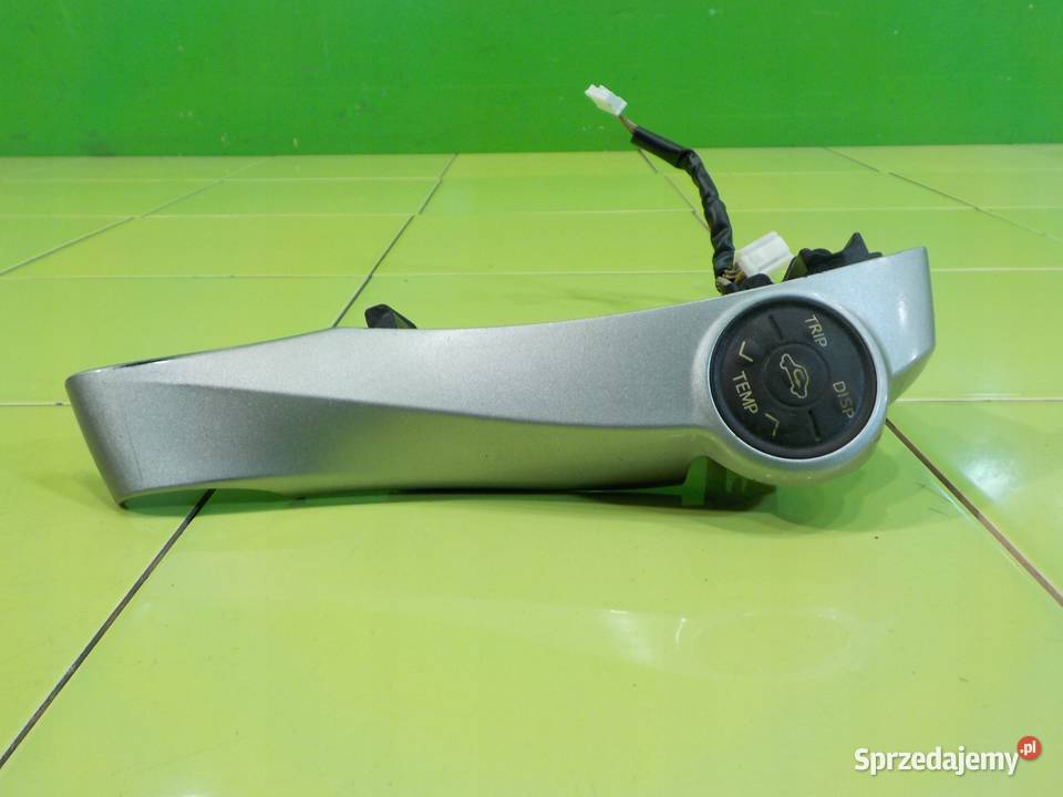 TOYOTA PRIUS III 18 VVTI 10r 5D przelacznik Suków