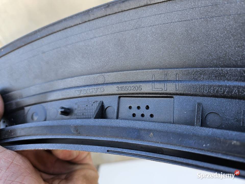 VOLVO XC60 II LISTWA BŁOTNIKA LEWY PRZÓD LEWA Międzychód