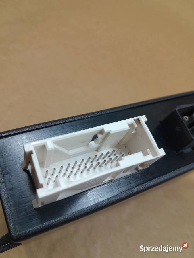 BMW E36 moduł komfortu 61358353569141306 Tomaszów Mazowiecki