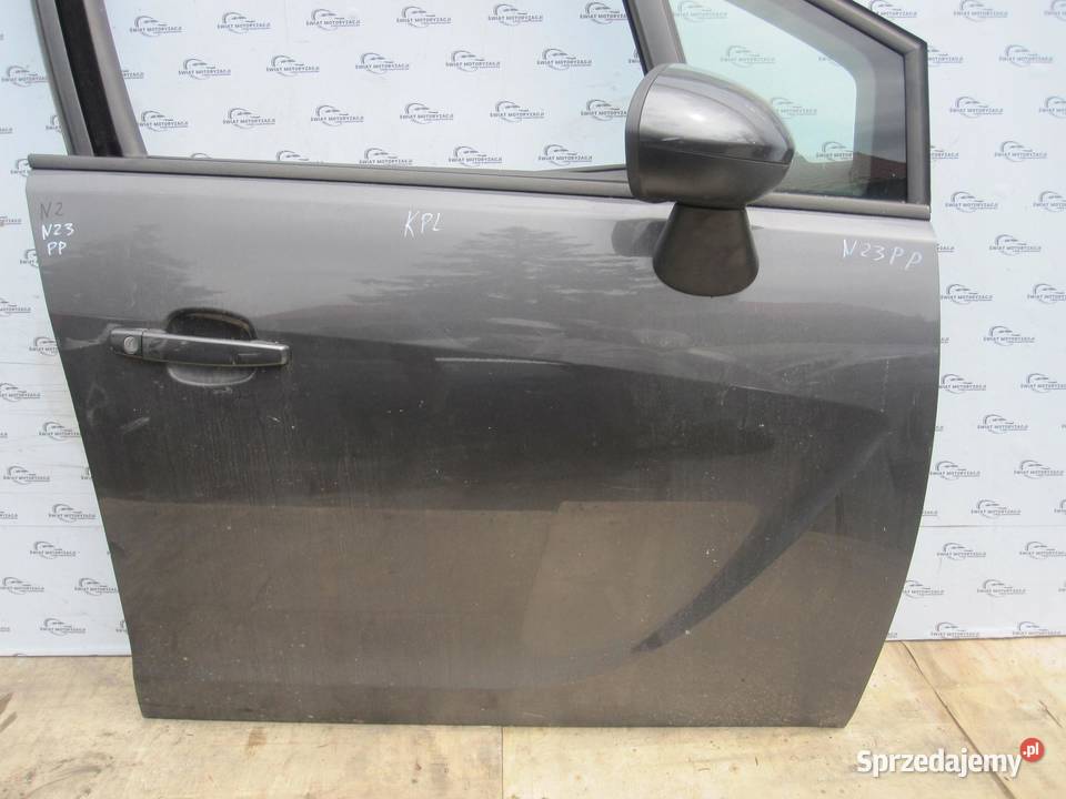 OPEL MERIVA B 10r drzwi prawe przód