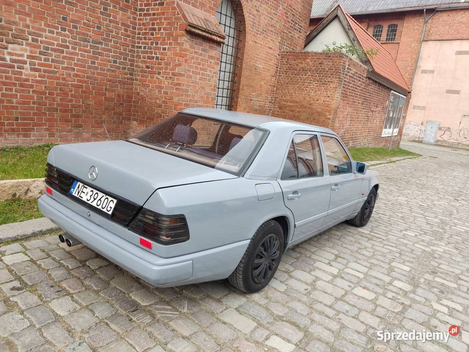 MERCEDES 124 sedan r1988 poj 23benz gaz skrzynia Elbląg sprzedam