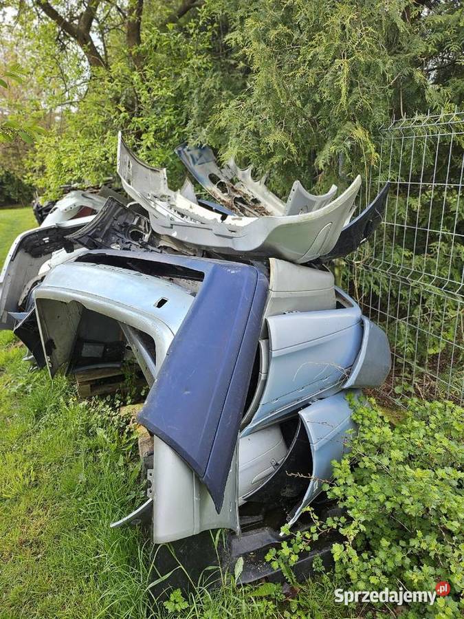 Sprzedaje zderzaki do mercedesa