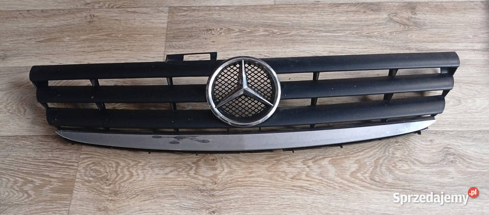 Klimatyczne grille samochodowe jako dekoracja Koszalin
