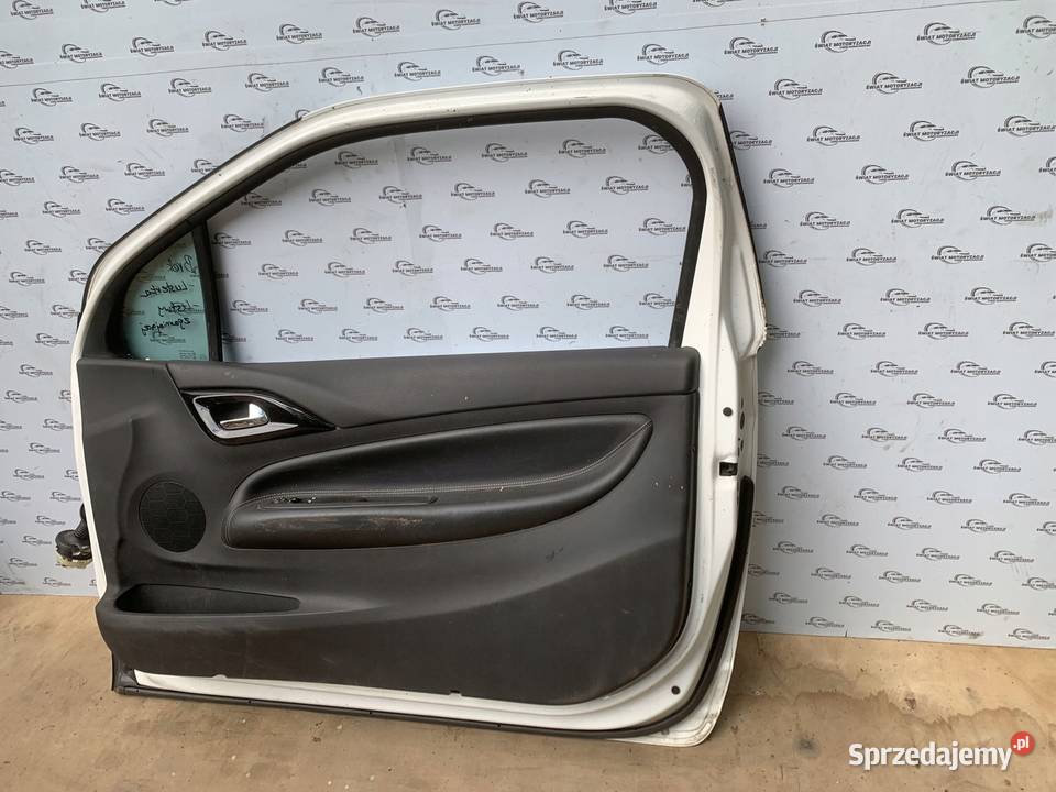 CITROEN DS3 11r drzwi prawe przód