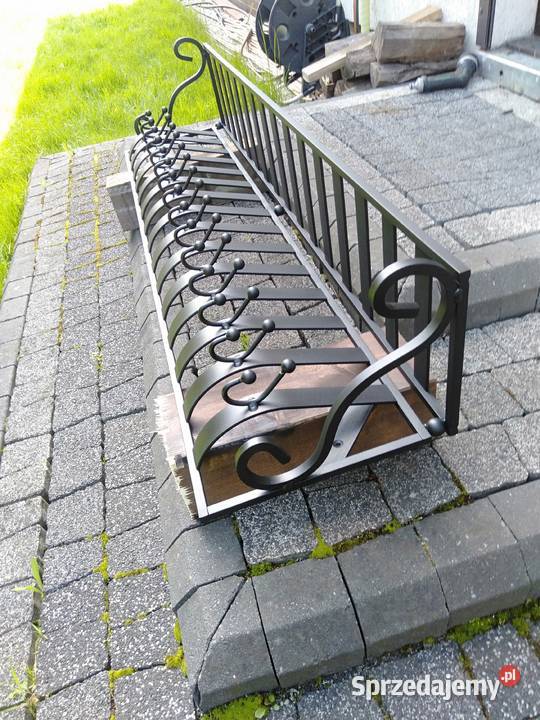 duży stylowy wieszak do przedpokoju Belsoo Toruń