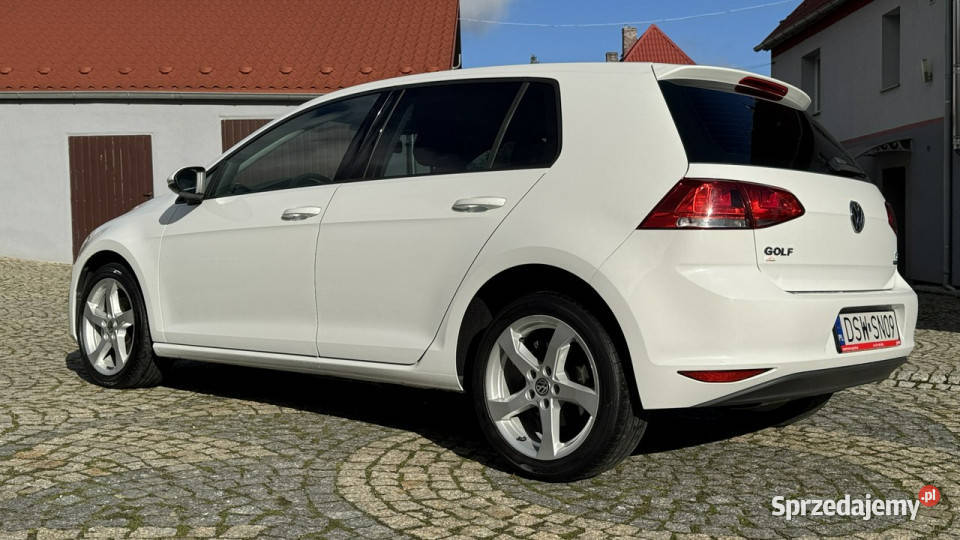Volkswagen Golf VII 12 TSI 87 5drzwi Bały 2 kpl Strzegom
