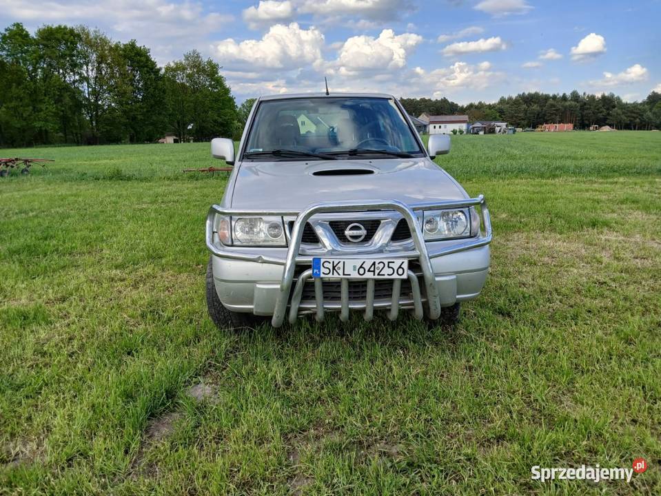 Nissan Terrano II 4x4 przyciemniane szyby sprzedam