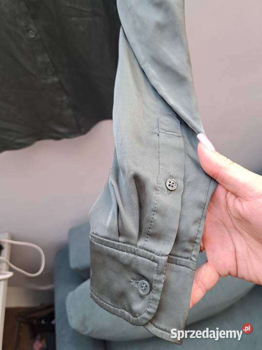 Klasyczna koszula HM kolor khaki rozmiar M Trąbki Wielkie sprzedam