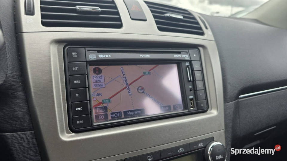 Toyota Avensis Climatronic navi camera cofania czujnik parkowania Lębork
