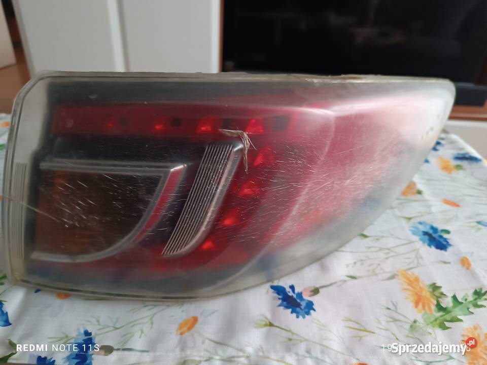 Mazda 6 GH Kombi lampa prawa tył