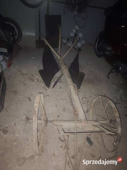 Pług konny dwustronny Łęka