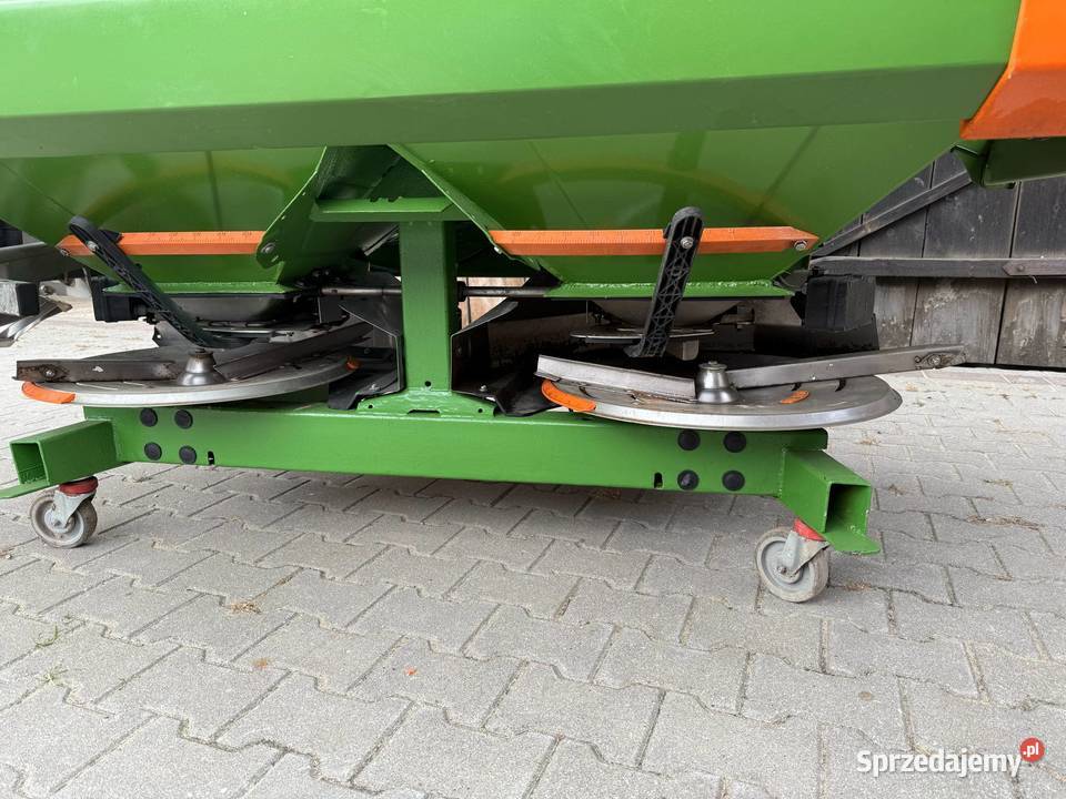 Rozsiewacz Amazone M 1501 Stan 2010r Borowie