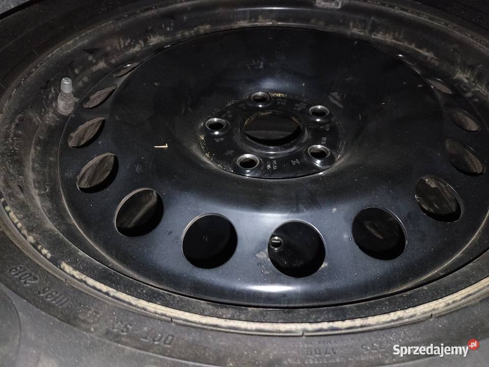 sprzedam komplet felg stalowych z oponami Krosnowice sprzedam