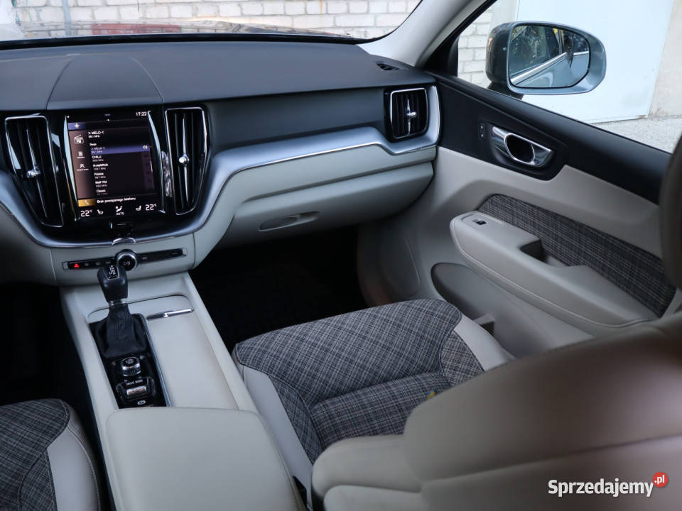 Volvo XC60 D4 Samochody osobowe Katowice