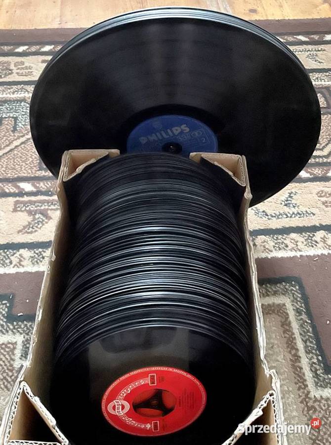 Zestaw czarnych płyt winylowych 12 i 7 opis Płyty i kasety Ząbkowice Śląskie