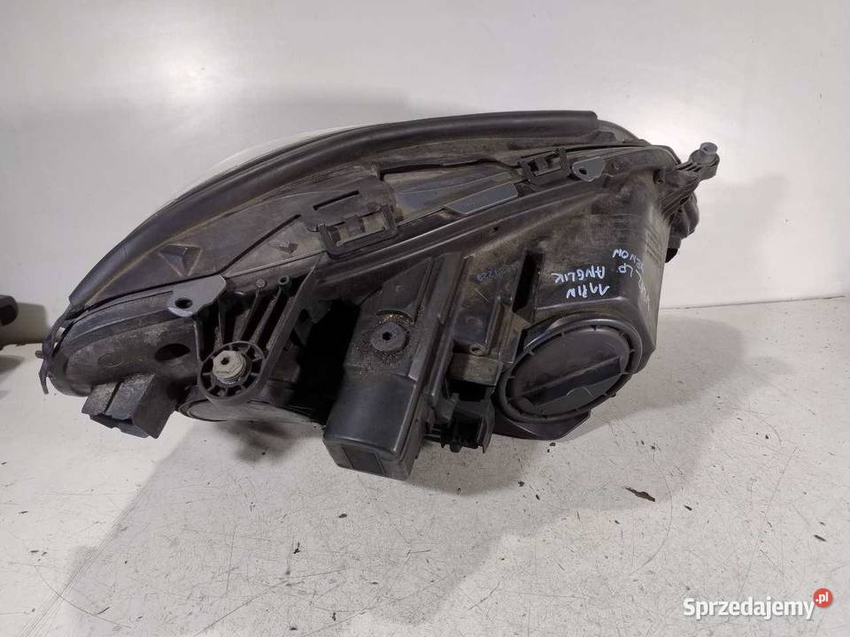 LAMPA LEWY PRZÓD ANGLIK W212 LIFT
