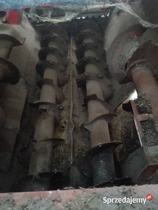 Wóz paszowy cztero ślimakowy poziomy firmy zago nieuszkodzony Opole