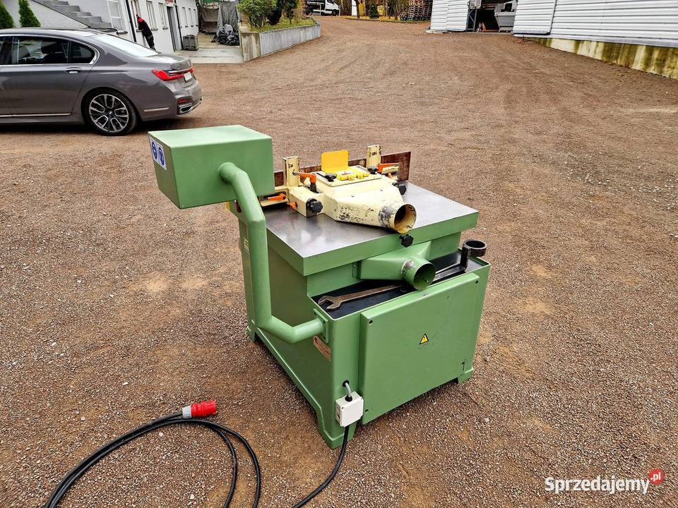 Frezarka dolnowrzecionowa Gomad FDWm Uchylna pod Produkcja Kalwaria Zebrzydowska