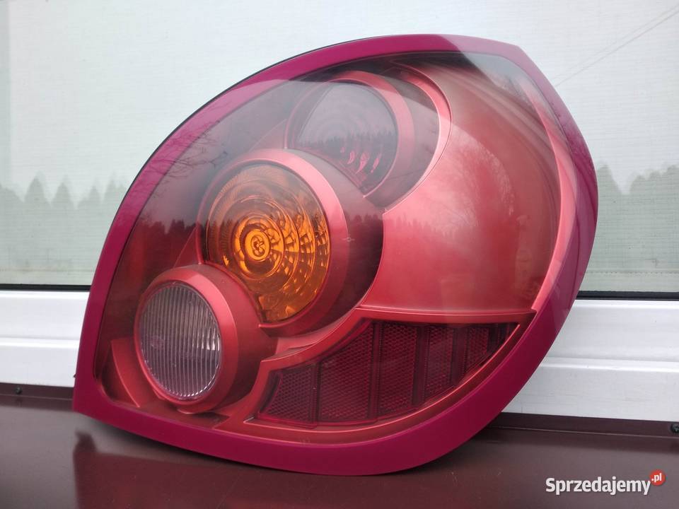 Nissan Almera N16 LIFT FL lampa tył tylna prawa Sieradz sprzedam